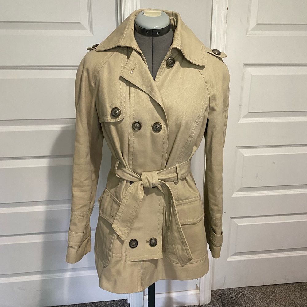 Trench coat Via